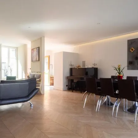 Maison En Hyper Centre, A 50 Metres De La * Fouras