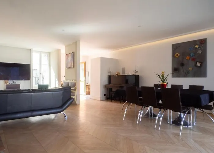 Maison En Hyper Centre, à 50 Mètres De La * Fouras